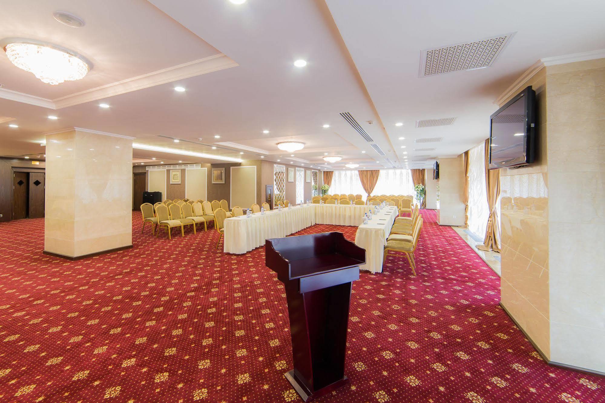 Shera Inn Hotel Almaty Exterior foto